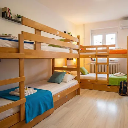 Хостел Bgd Downtown Белград